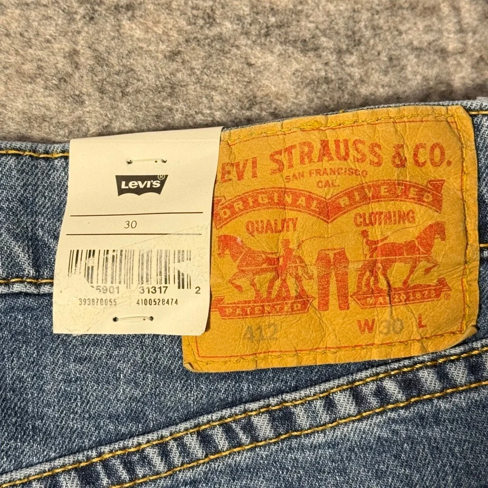 Levi's 412 Slim Shorts Mens 30 Blue Stretch Denim Above Knee Jean Shorts NWT